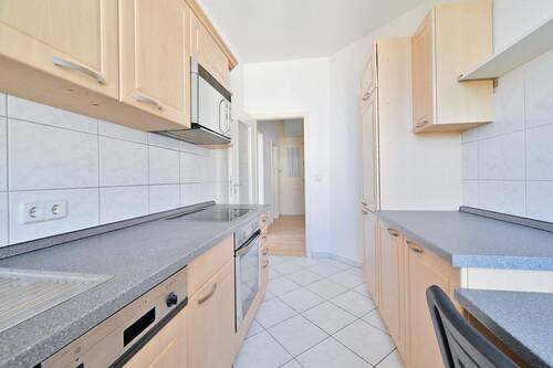 Küche - 3 Zimmer Etagenwohnung zur Miete in Chemnitz