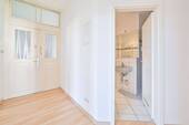 Flur - Etagenwohnung mit 70,00 m² in Chemnitz zur Miete