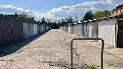 Garage auf Pachtgrundstück - Etagenwohnung mit 56,00 m&sup2; in Weißenfels zum Kaufen