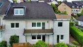 Rückfront - 8 Zimmer Doppelhaushälfte zum Kaufen in Hennef
