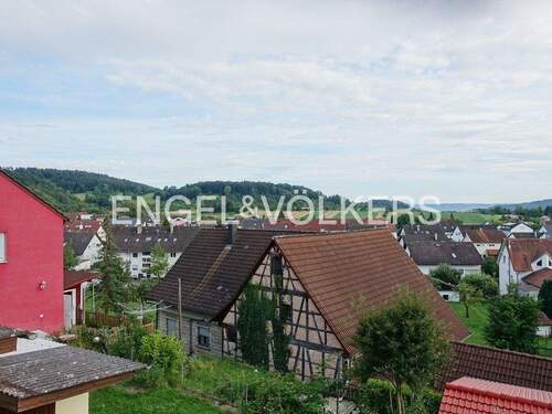 Schöner Ausblick - Etagenwohnung mit 100,00 m&sup2; in Ammerbuch-Entringen zur Miete