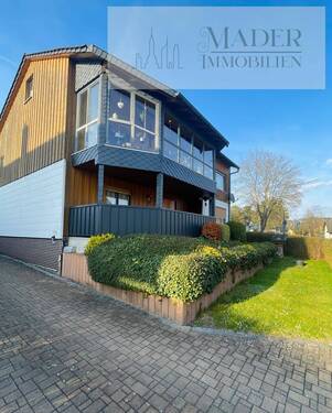 Außenansicht - 8 Zimmer Mehrfamilienhaus, Wohnhaus zum Kaufen in Stockheim