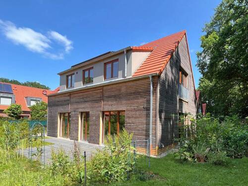 Außenbild - 5 Zimmer Einfamilienhaus zum Kaufen in Worpswede
