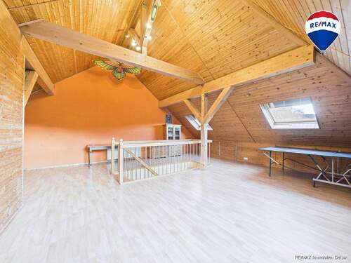 MAX Immobilien DeLux Einfamilienhaus Bebelsheim Hobby Mark Borowicz - 