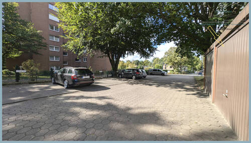 unmittelbarer Zugang zur Garage - 3 Zimmer Etagenwohnung in Reinbek