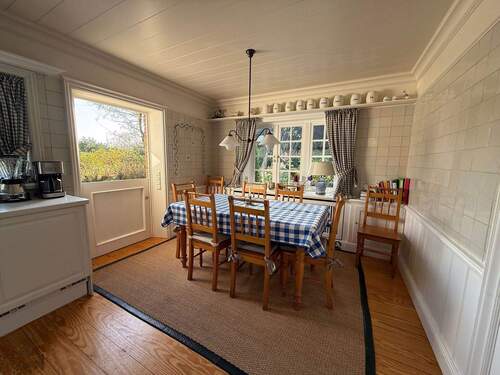 Essbereich mit Klöntür - 3 Zimmer Mehrfamilienhaus, Wohnhaus in Morsum