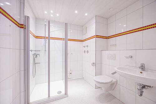 Badezimmer - Etagenwohnung mit 52,00 m&sup2; in Waiblingen zum Kaufen