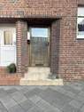 Hauseingang - Mehrfamilienhaus, Wohnhaus mit 160,00 m&sup2; in Mönchengladbach zum Kaufen