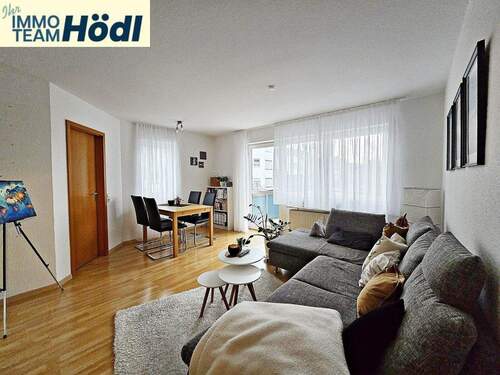 1.Foto Wohn- und Esszimmer - 2 Zimmer Etagenwohnung in Metzingen