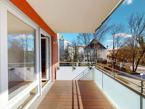 sonniger Süd-Balkon - 3 Zimmer Etagenwohnung zum Kaufen in München