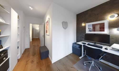 Arbeitszimmer - 