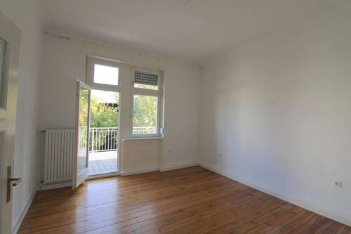 Wohnzimmer - 3 Zimmer Etagenwohnung zur Miete in Kaiserslautern