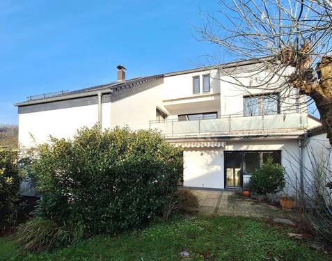 Außenansicht Haus - 9 Zimmer Mehrfamilienhaus, Wohnhaus in Bensheim