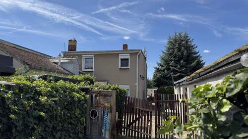 Blick vom Garten - Doppelhaushälfte mit 95,00 m² in Markranstädt zum Kaufen
