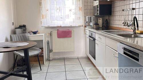 Küche mit Sitzecke - Etagenwohnung mit 79,10 m&sup2; in Reutlingen zum Kaufen