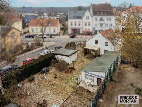 Großzügiges Grundstück mit Garage - Grundstück in Berlin