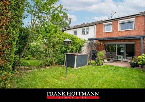 V10806 Titelbild - Modernes Reihenmittelhaus im schönen Hamburg Bramfeld.