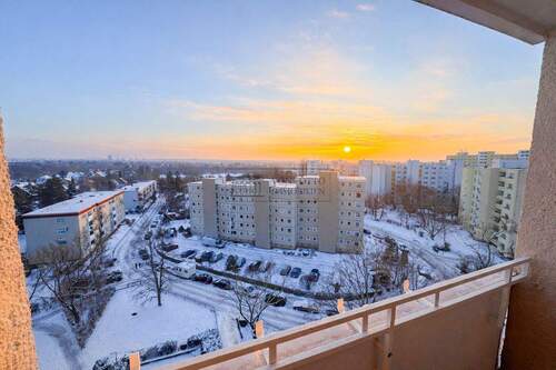 Feierabend genießen mit Weitblick - 2 Zimmer Etagenwohnung zum Kaufen in Berlin