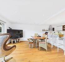 Idyllisches Zweifamilienhaus im urbanen Ottobrunn - flexibel für viele Lebenskonzepte