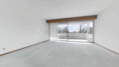 Gr. heller Wohn-Essbereich Istzustand - 