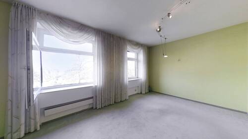 Großzügiges Schlafzimmer Istzustand - 