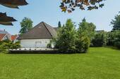 Bestand mit Außenpool - 