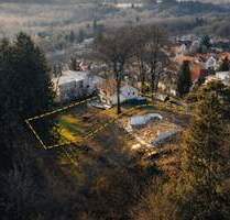 Baugrundstück mit Potenzial - Ruhige Hanglage, Blick ins Grüne & S-Bahn-Nähe in Kirchseeon