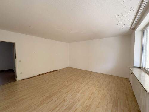 Wohn-/Esszimmer 2. Ansicht - Etagenwohnung mit 76,00 m&sup2; in Düsseldorf / Unterbach zum Kaufen