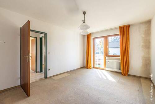 Zimmer mit Balkonzugang - 