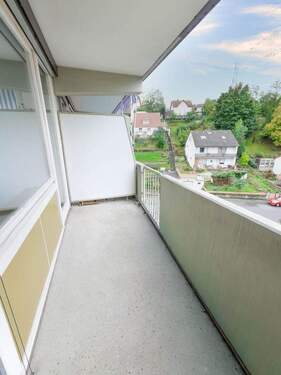 Balkon - Etagenwohnung mit 35,00 m² in Würzburg / Versbach zum Kaufen