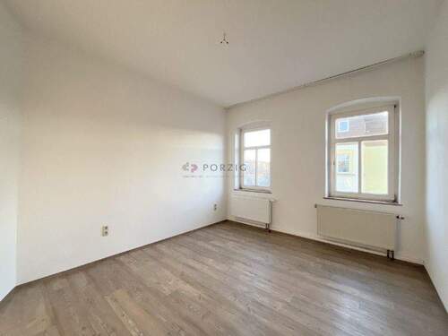 Schlafzimmer - 3 Zimmer Etagenwohnung zur Miete in Limbach-Oberfrohna