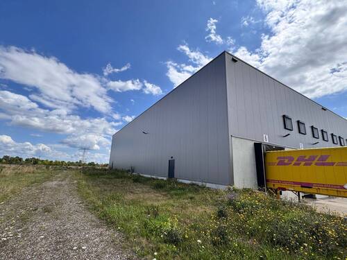 Angrenzende Reservefläche - 