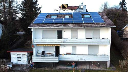 Gartenseite - Begehrte Südhanglage, Nähe Bodensee mit Blick in die Natur und die Schweizer Berge.