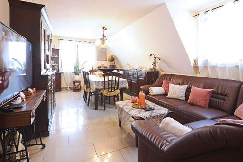 Wohn-/ Essbereich - 4 Zimmer Etagenwohnung zum Kaufen in Tamm