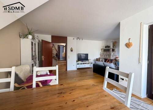 03_Wohnzimmer_OG.jpg - 4 Zimmer Reihenmittelhaus in Karlsruhe