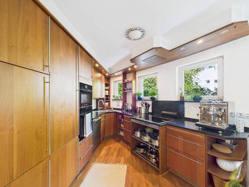 Küche - Mehrfamilienhaus, Wohnhaus mit 203,70 m&sup2; in München zum Kaufen