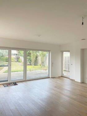 Wohnraum - 5 Zimmer Einfamilienhaus in Korschenbroich