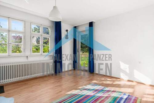 Erdgeschoss - Zimmer - 7 Zimmer Mehrfamilienhaus, Wohnhaus in Kassel