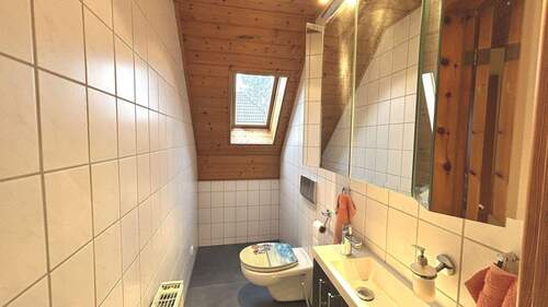 separates WC im OG - 