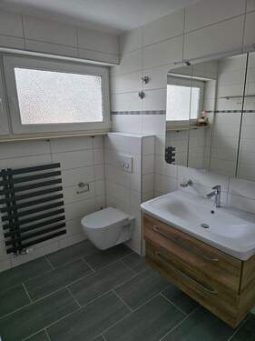 20250216_100345.jpg - Reihenmittelhaus mit 120,00 m² in Feucht zum Kaufen