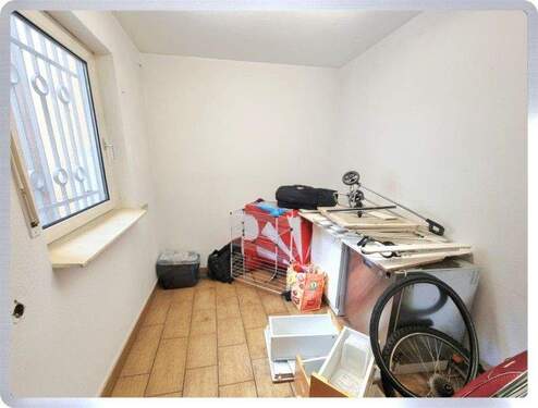 EG Ehem. Arbeitsraum - 