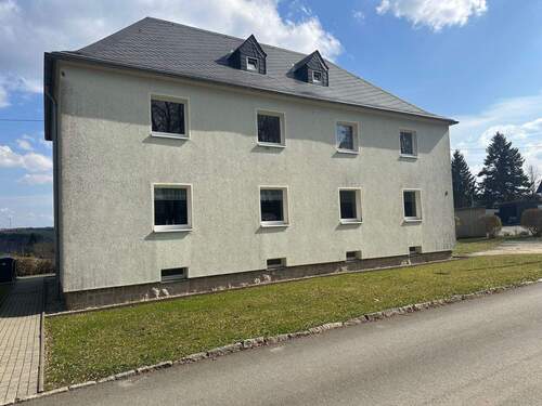 Fassade - 2 Zimmer Etagenwohnung in Netzschkau