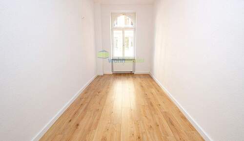 Geräumiges Arbeitszimmer – viel Platz für Homeoffice oder Hobby, flexibel nutzbar - 