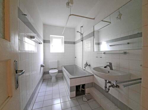 Vollbad mit Fenster - 