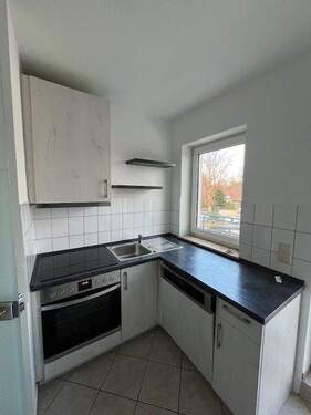 Küche Arbeitsplatte Regale.jpg - 