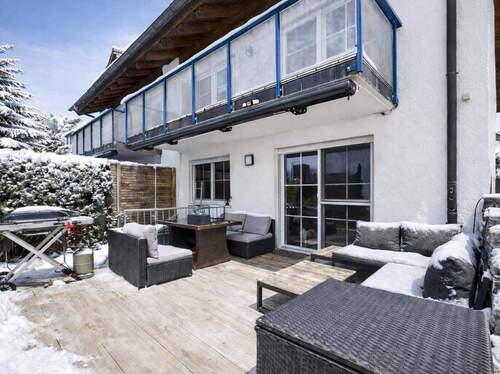 sonnige Terrasse - 6 Zimmer Doppelhaushälfte zum Kaufen in Brunnthal