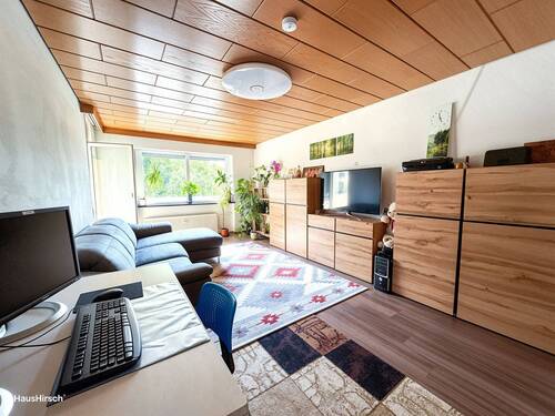 Wohnzimmer - Etagenwohnung mit 98,10 m² in Augsburg zum Kaufen