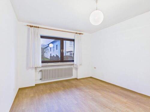 Schlafzimmerbeispiel EG - 