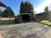 Carport - 7 Zimmer Einfamilienhaus in Heiligenstedtenerkamp