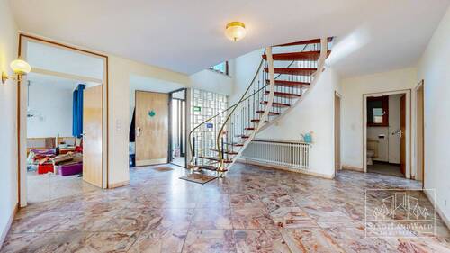 EG - Eingang - Treppenhaus - 